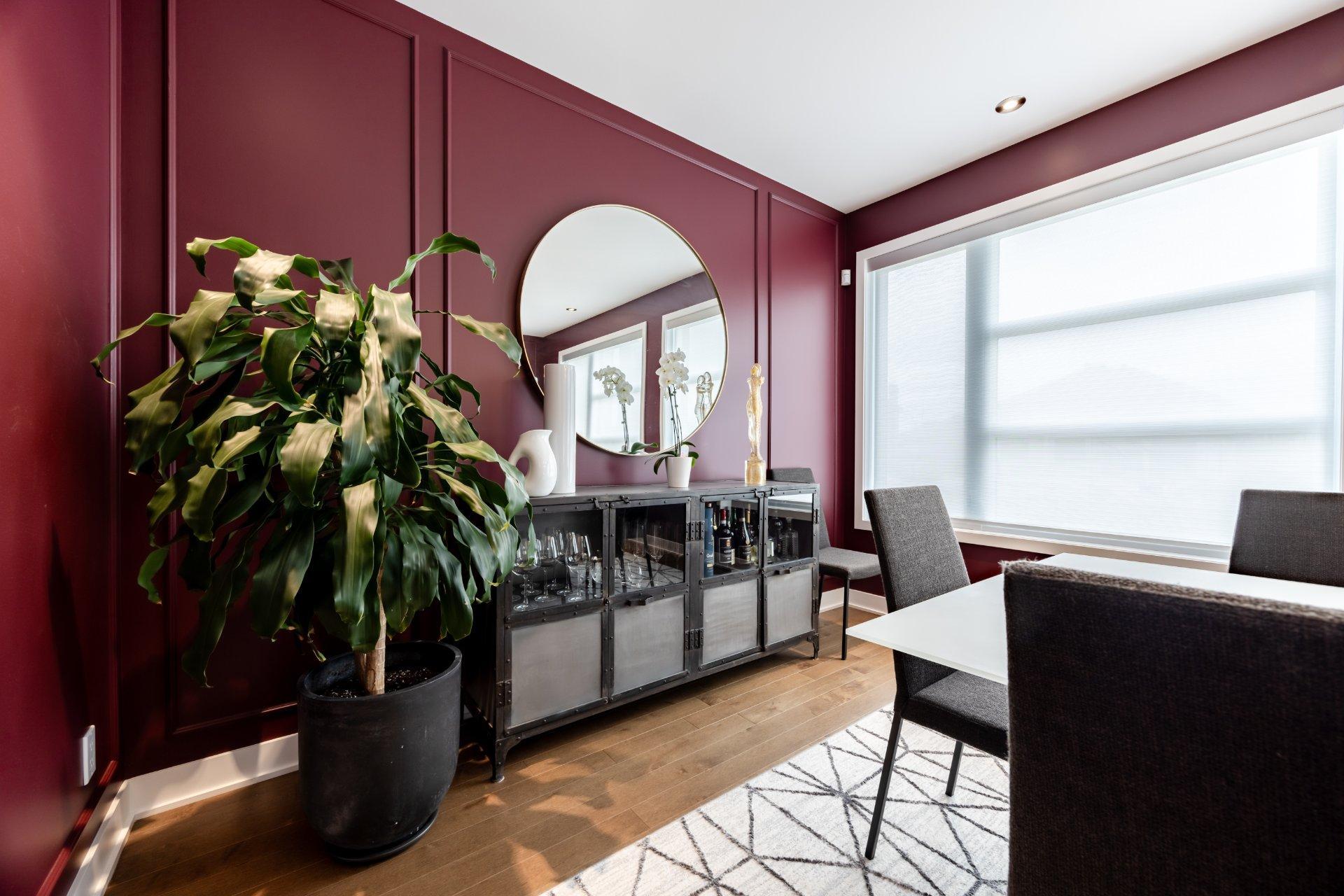 









7730


Rue de Liverpool

,
Brossard,




QC
J4Y0J6

