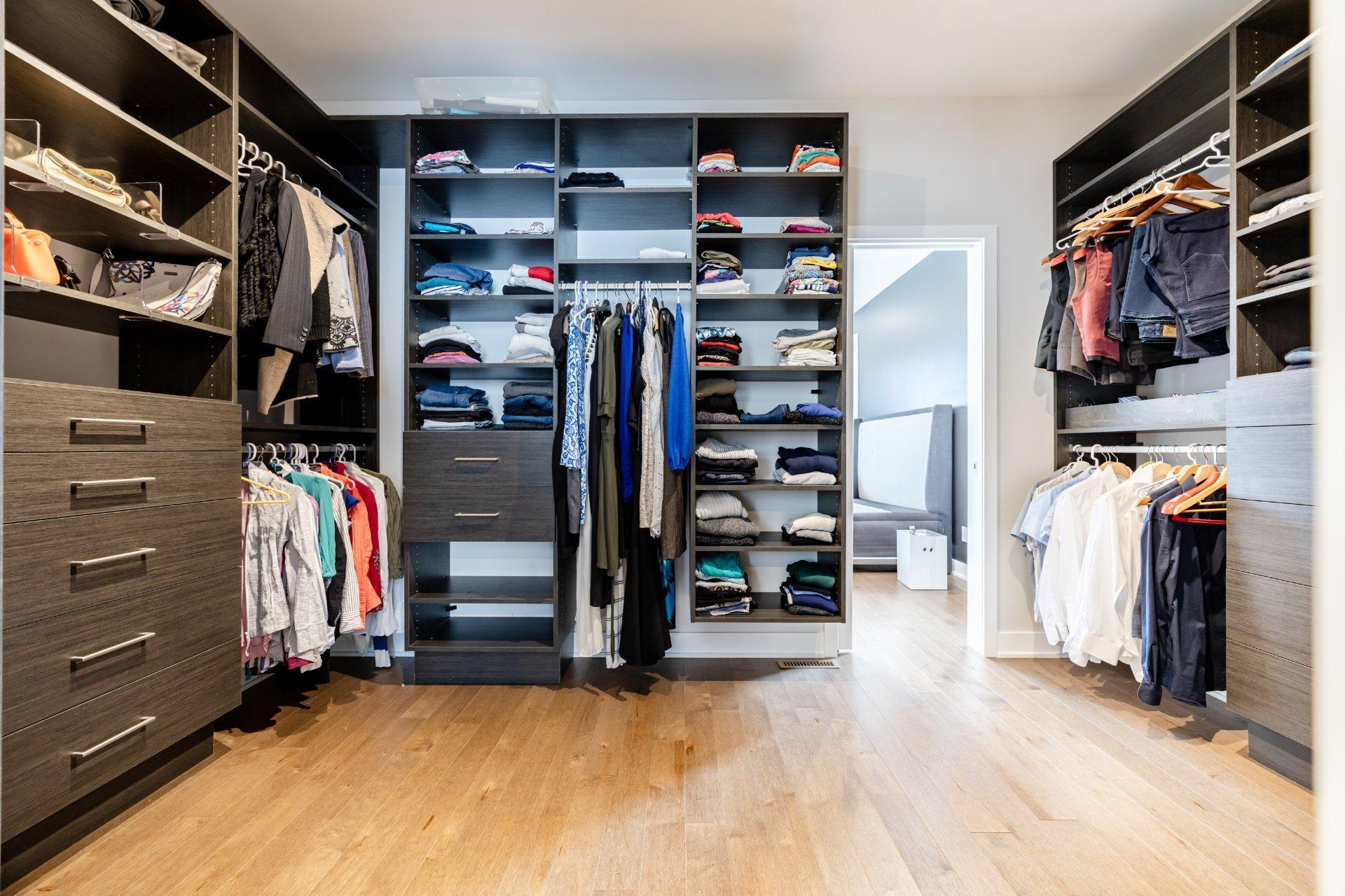 









7730


Rue de Liverpool

,
Brossard,




QC
J4Y0J6

