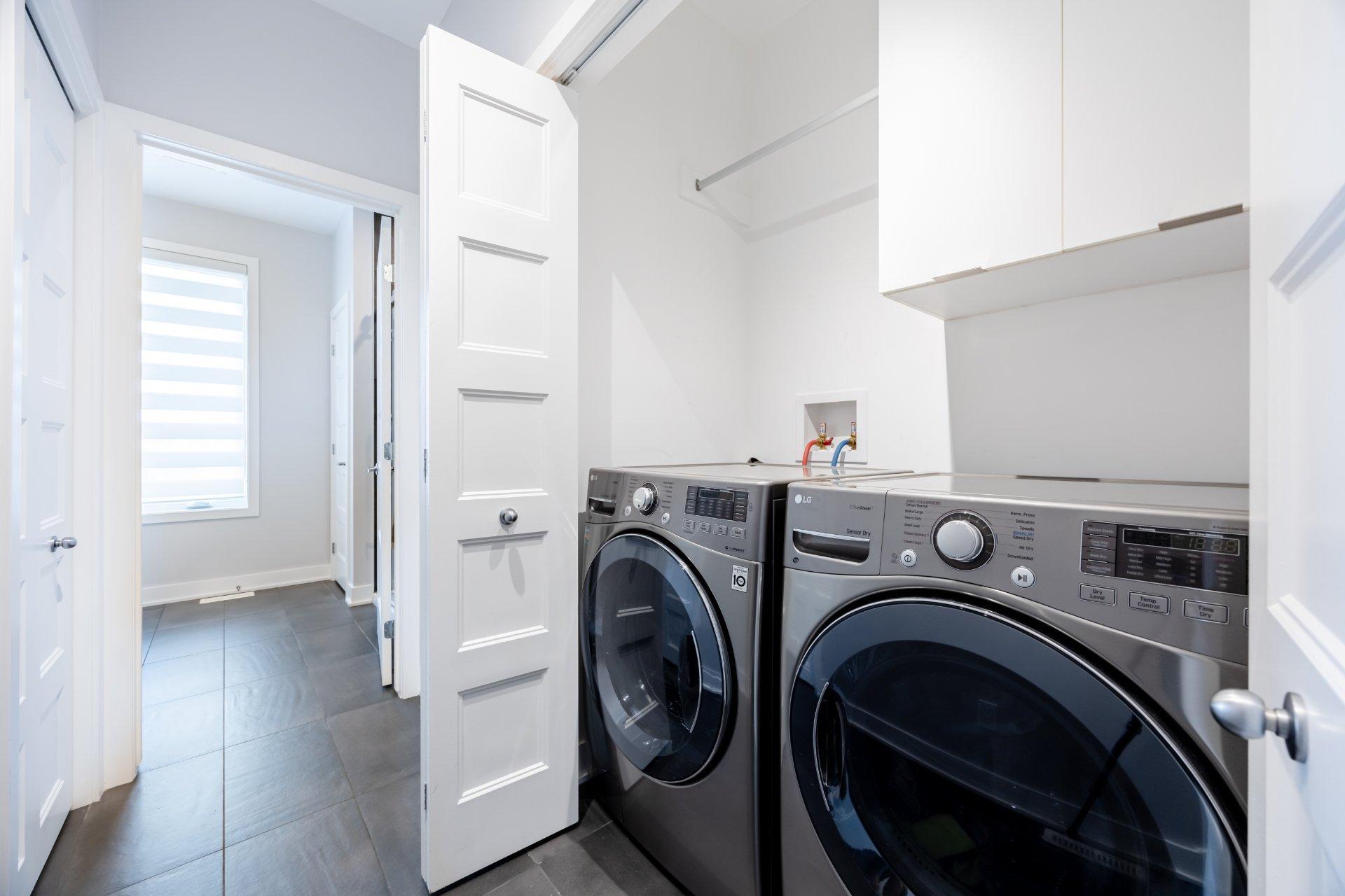 









7730


Rue de Liverpool

,
Brossard,




QC
J4Y0J6

