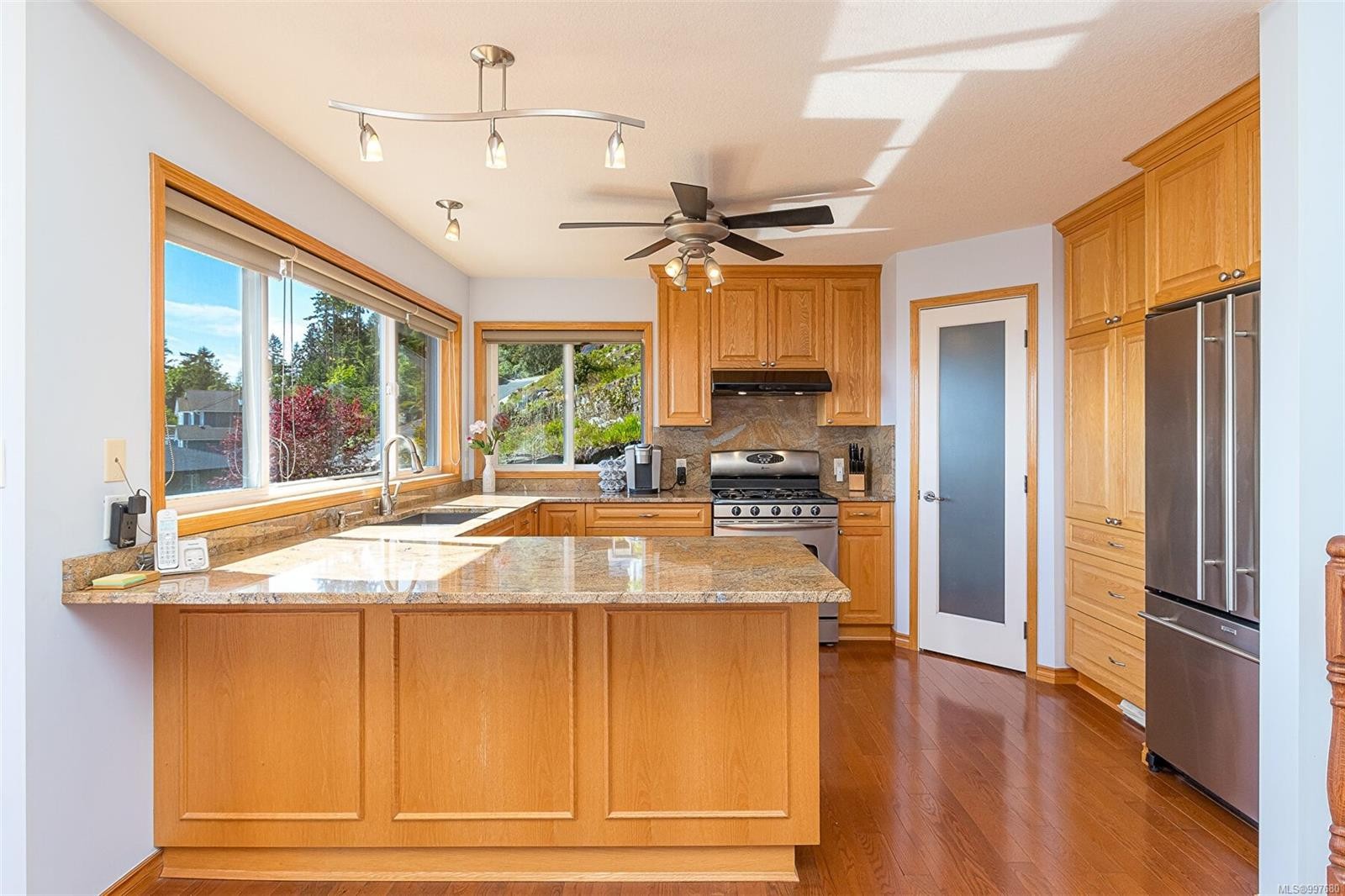 









483


Hillview

Ave,
Ladysmith,




BC
V9G 1W2

