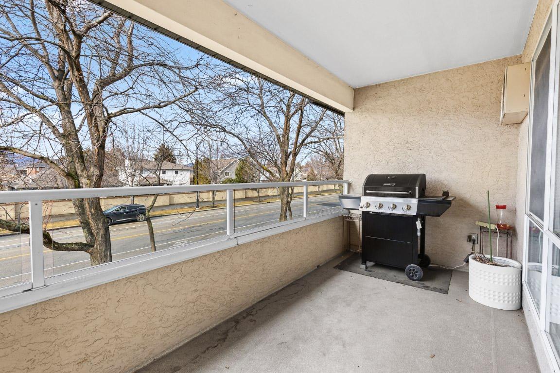 









645


Barrera

Road, 205,
Kelowna,




BC
V1W 3C9


