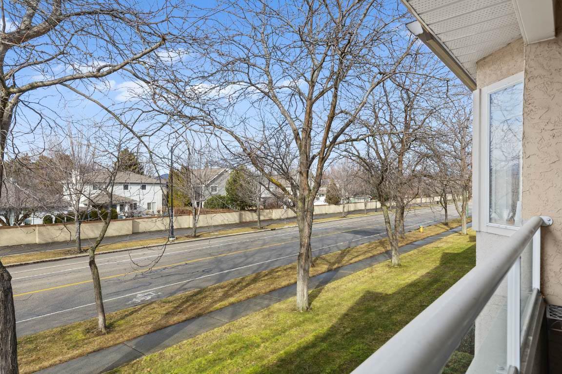 









645


Barrera

Road, 205,
Kelowna,




BC
V1W 3C9

