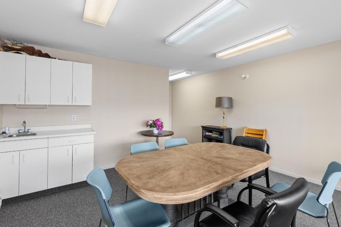









645


Barrera

Road, 205,
Kelowna,




BC
V1W 3C9


