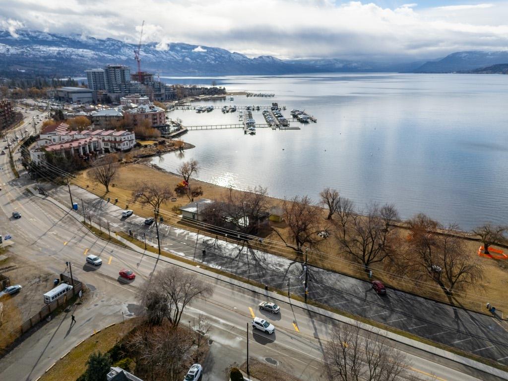 









645


Barrera

Road, 205,
Kelowna,




BC
V1W 3C9

