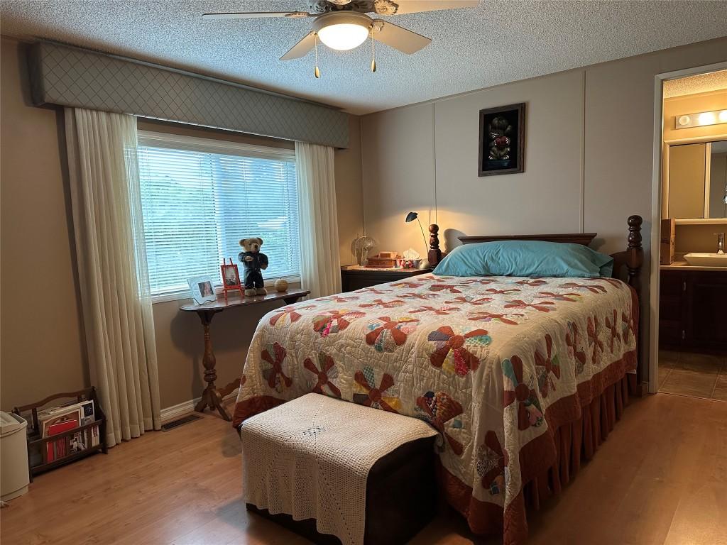 









5484


25

Avenue, A6,
Vernon,




BC
V1T 7A8

