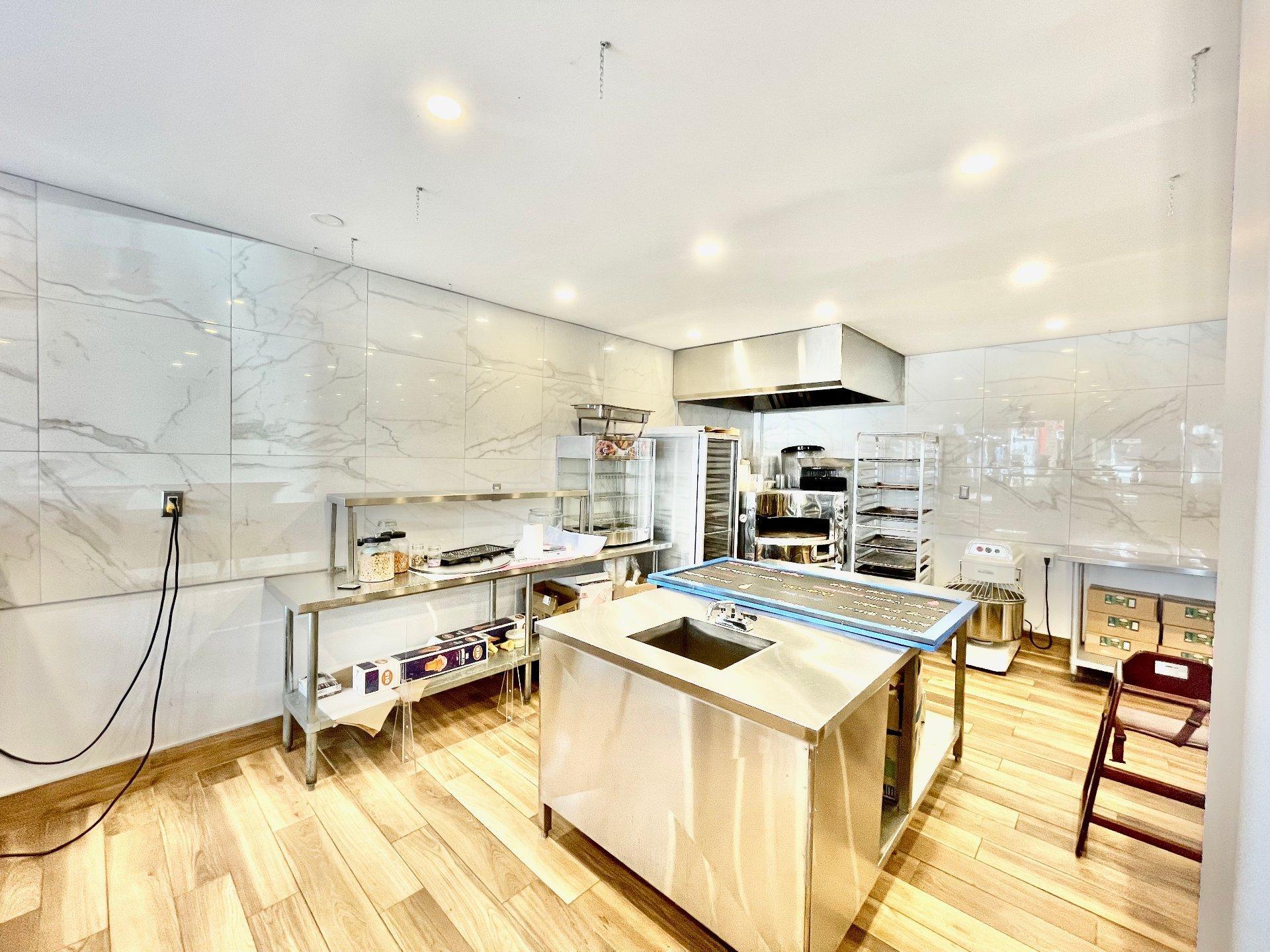 









1285


Rue Notre-Dame

,
Montréal (Lachine),




QC
H8S2C7

