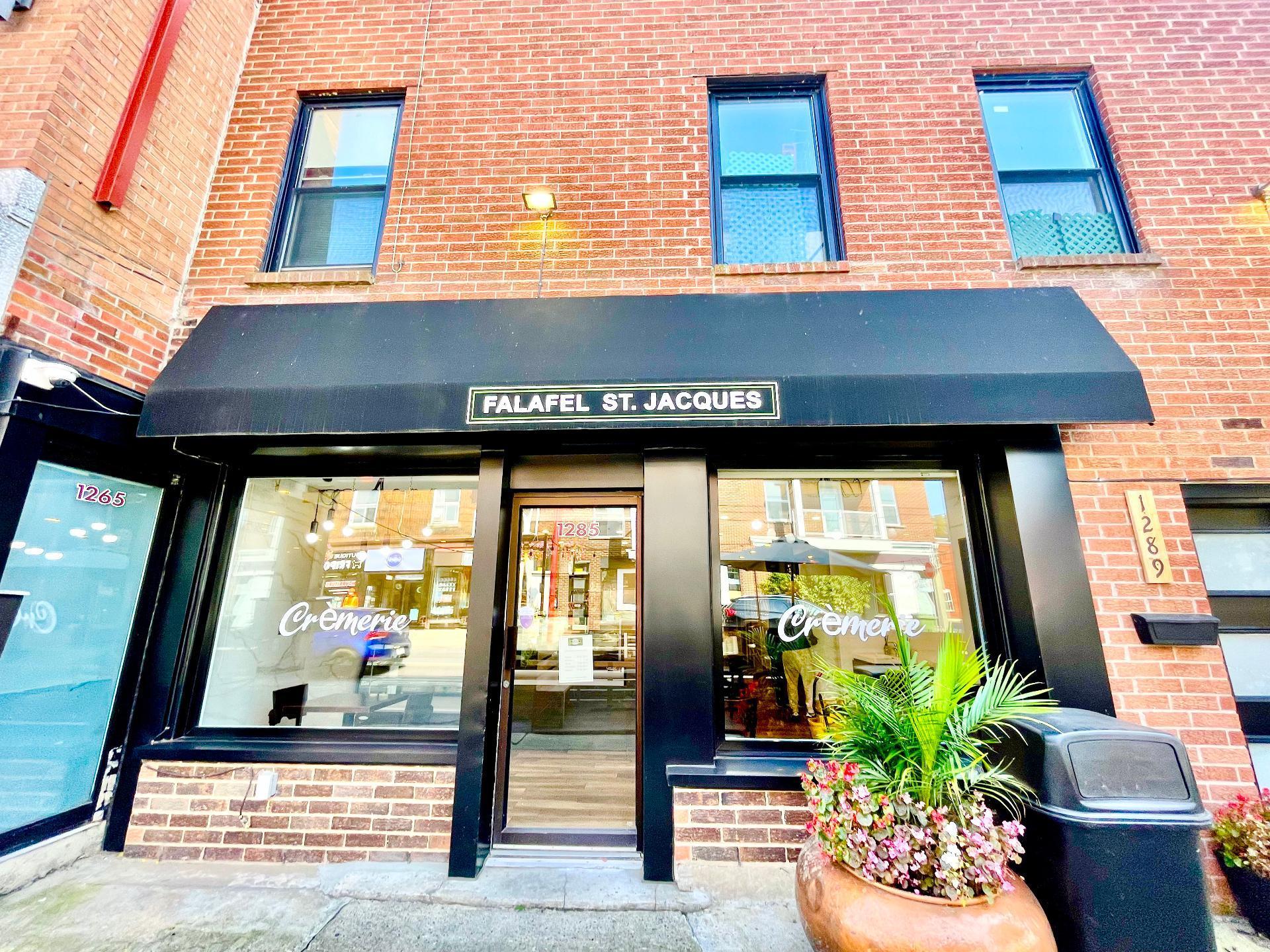 









1285


Rue Notre-Dame

,
Montréal (Lachine),




QC
H8S2C7


