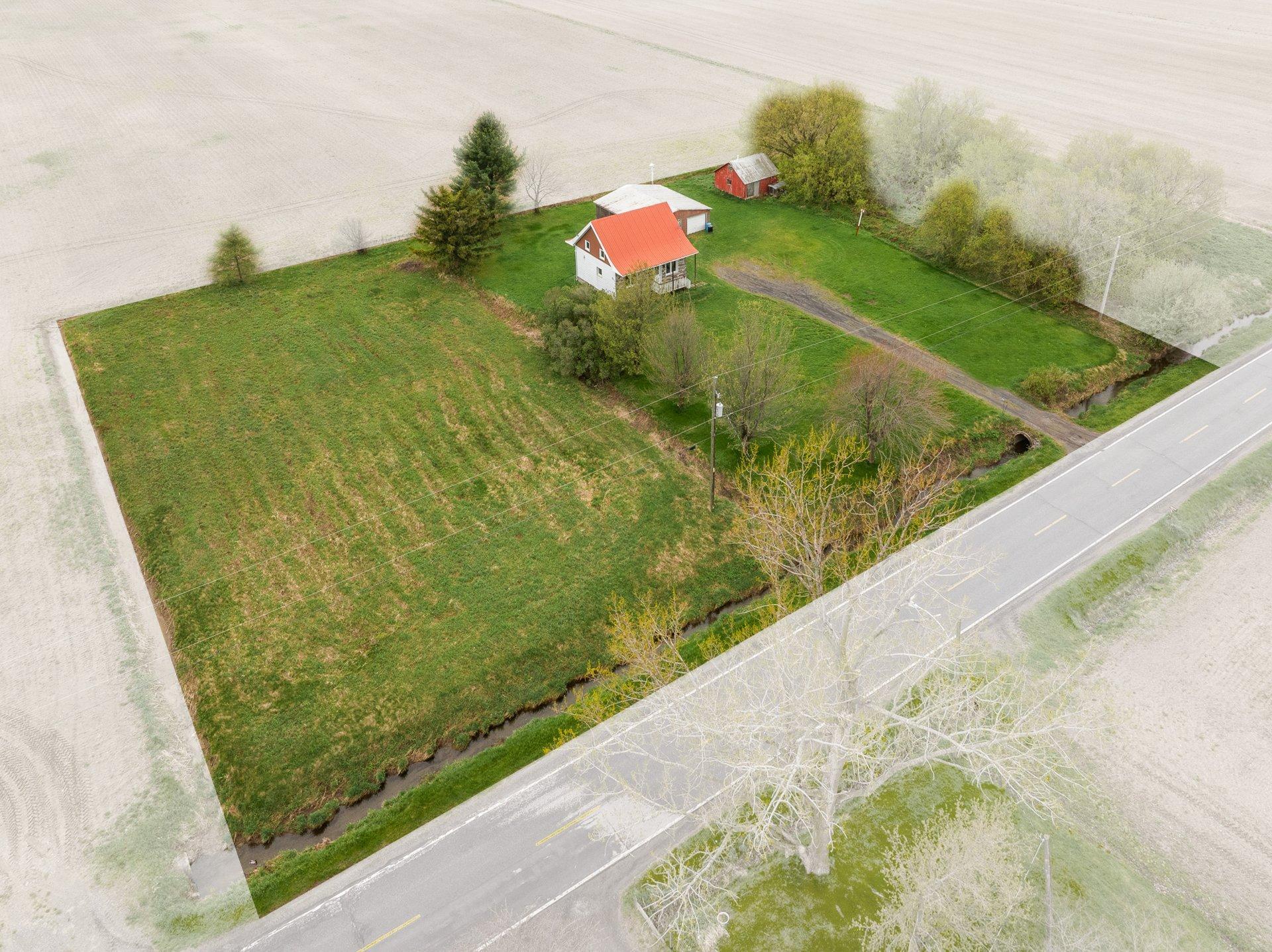 









273


94e Avenue

,
Saint-Blaise-sur-Richelieu,




QC
J0J1W0

