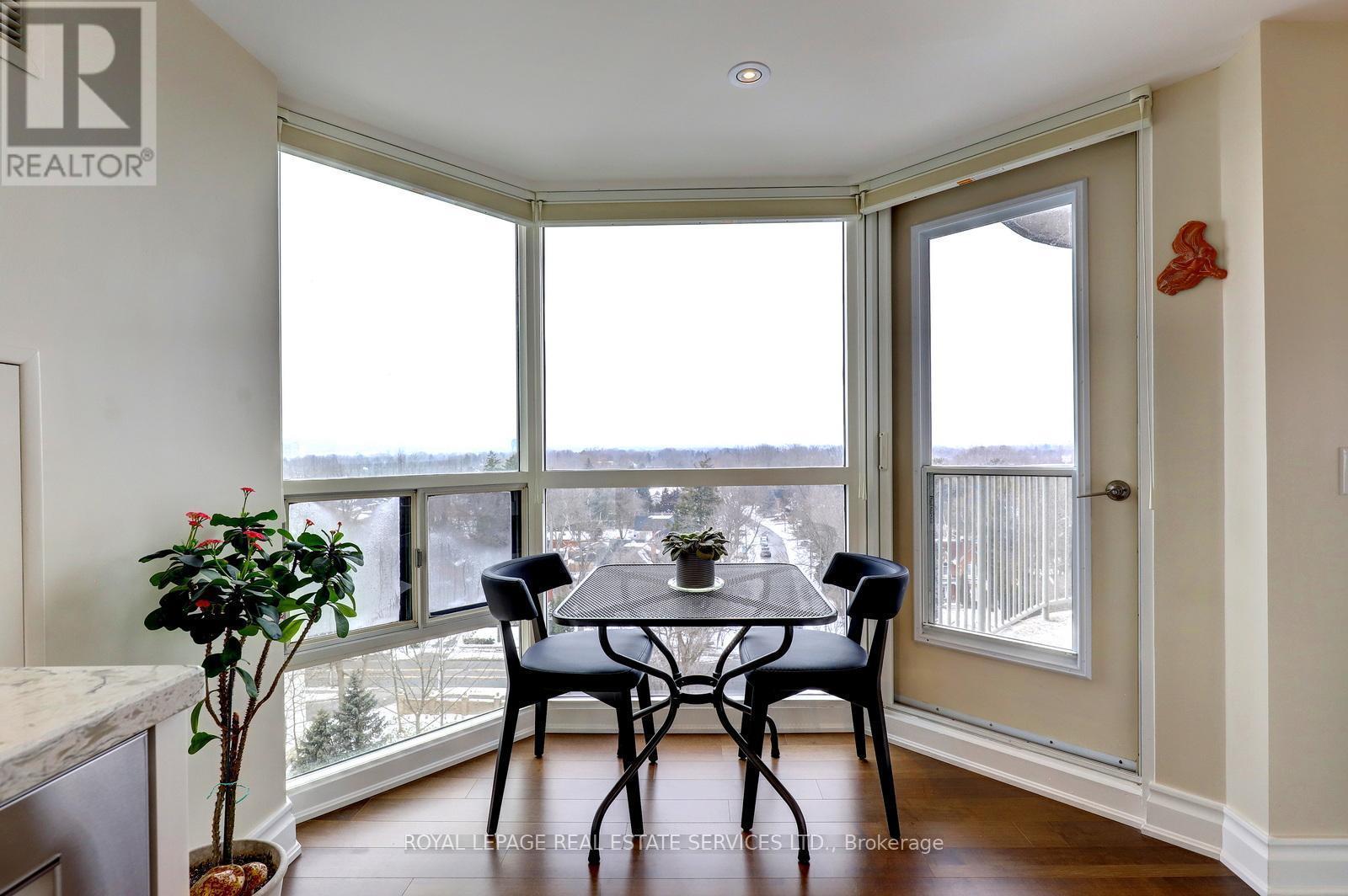 












PH11C - 2190 LAKESHORE ROAD

,
Burlington,




Ontario
L7R4K1

