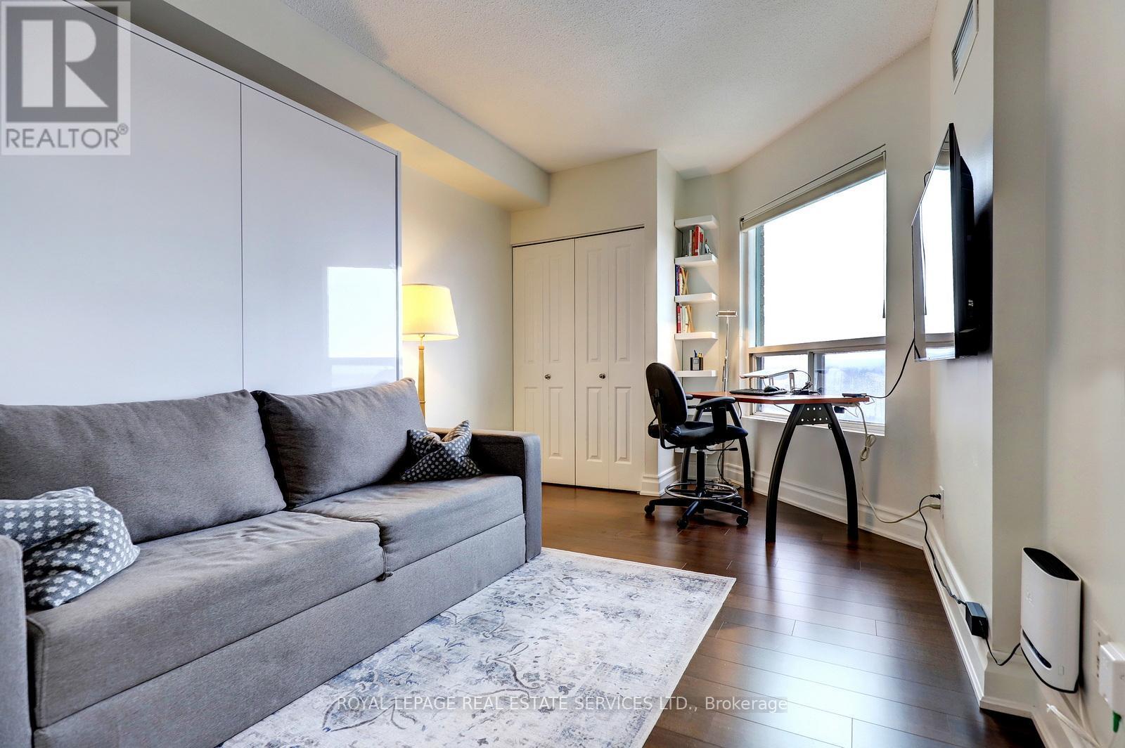 












PH11C - 2190 LAKESHORE ROAD

,
Burlington,




Ontario
L7R4K1

