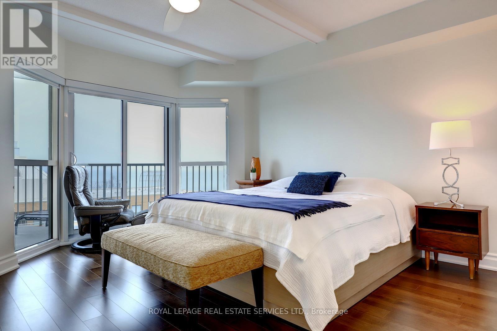 












PH11C - 2190 LAKESHORE ROAD

,
Burlington,




Ontario
L7R4K1

