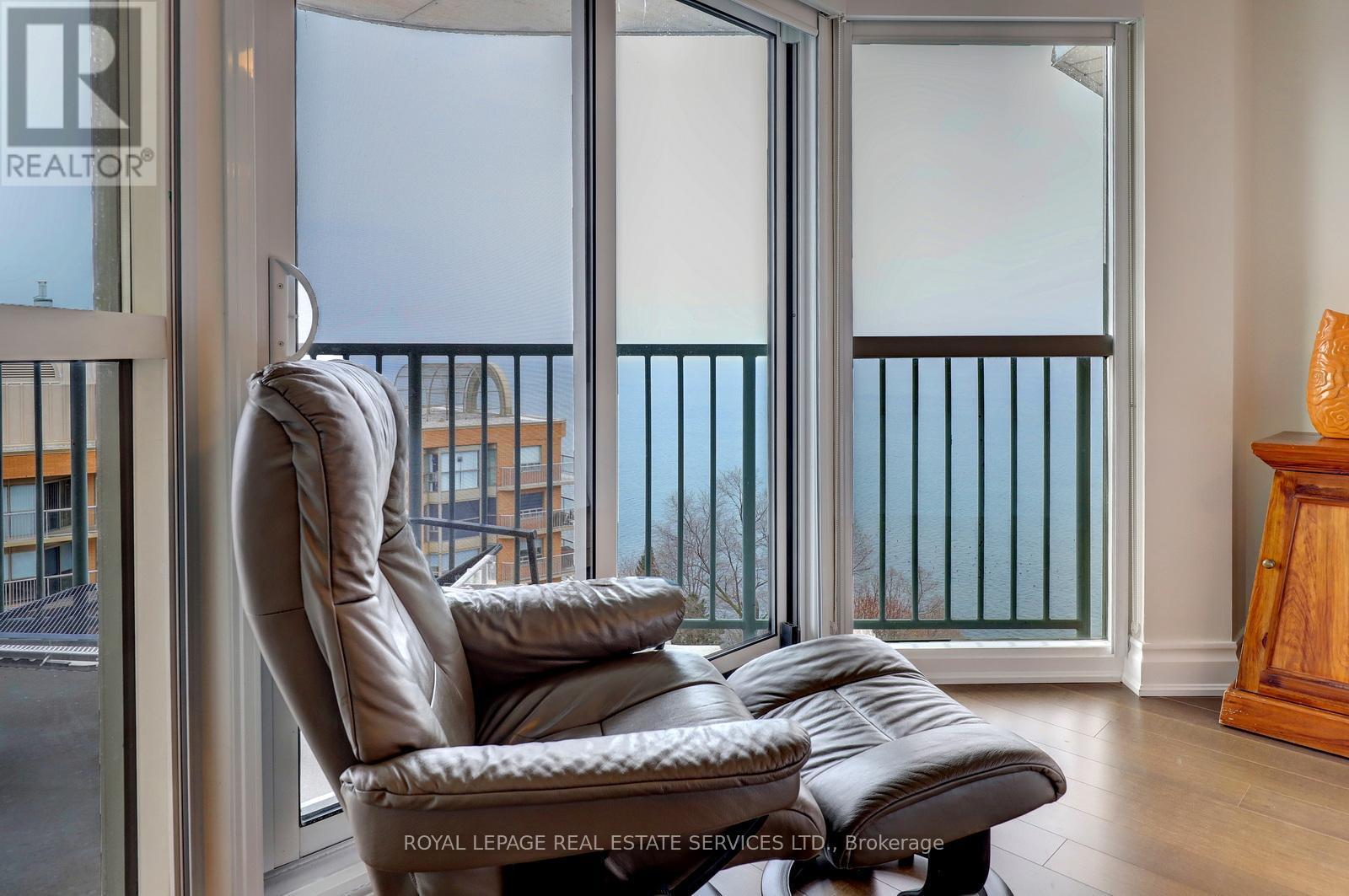 












PH11C - 2190 LAKESHORE ROAD

,
Burlington,




Ontario
L7R4K1


