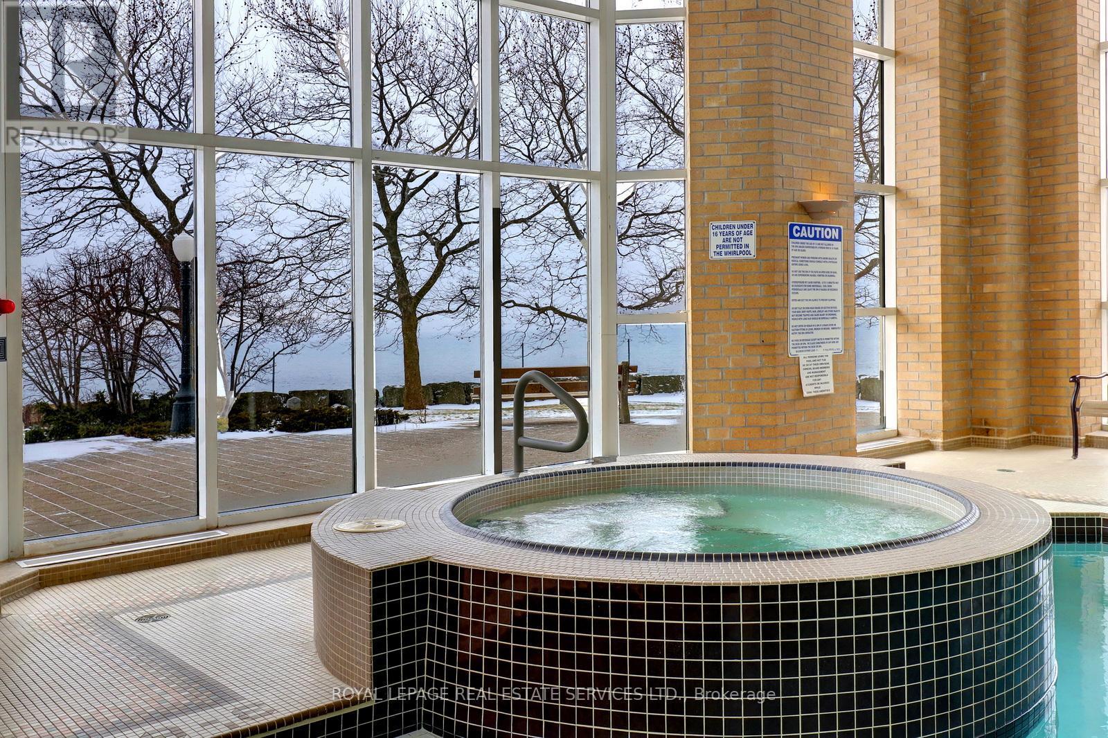 












PH11C - 2190 LAKESHORE ROAD

,
Burlington,




Ontario
L7R4K1

