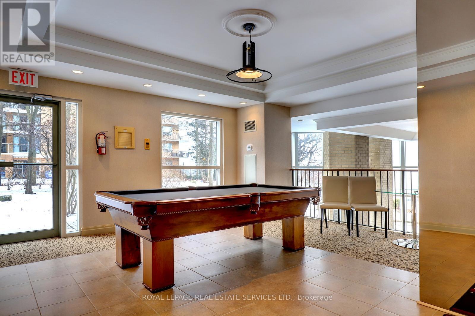 












PH11C - 2190 LAKESHORE ROAD

,
Burlington,




Ontario
L7R4K1

