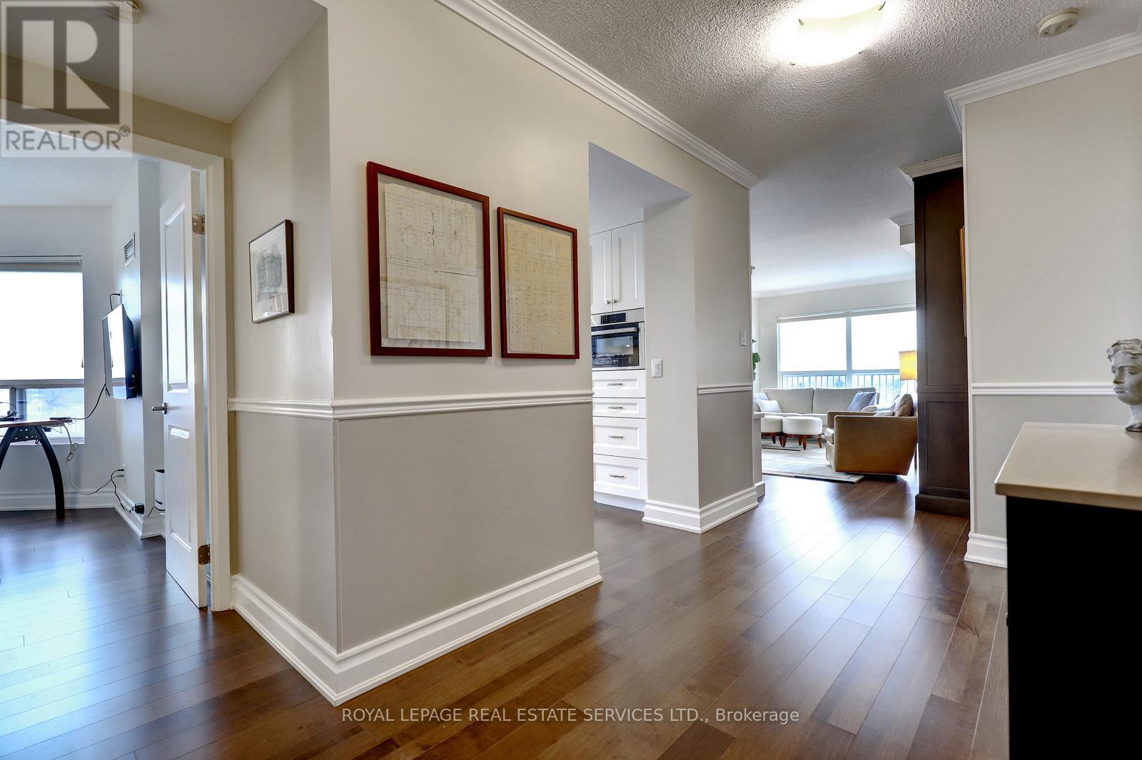 












PH11C - 2190 LAKESHORE ROAD

,
Burlington,




Ontario
L7R4K1

