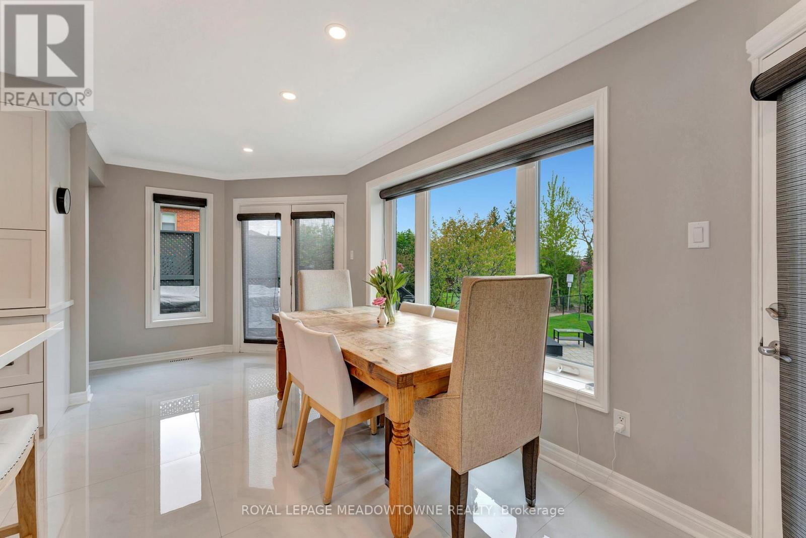 












2008 PEAK PLACE

,
Oakville,




Ontario
L6H5T2

