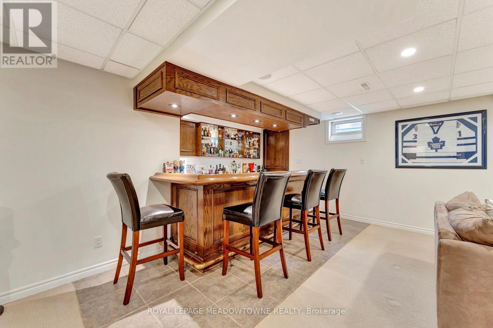 












2008 PEAK PLACE

,
Oakville,




Ontario
L6H5T2

