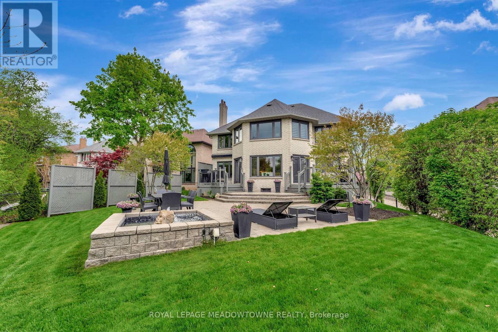 












2008 PEAK PLACE

,
Oakville,




Ontario
L6H5T2

