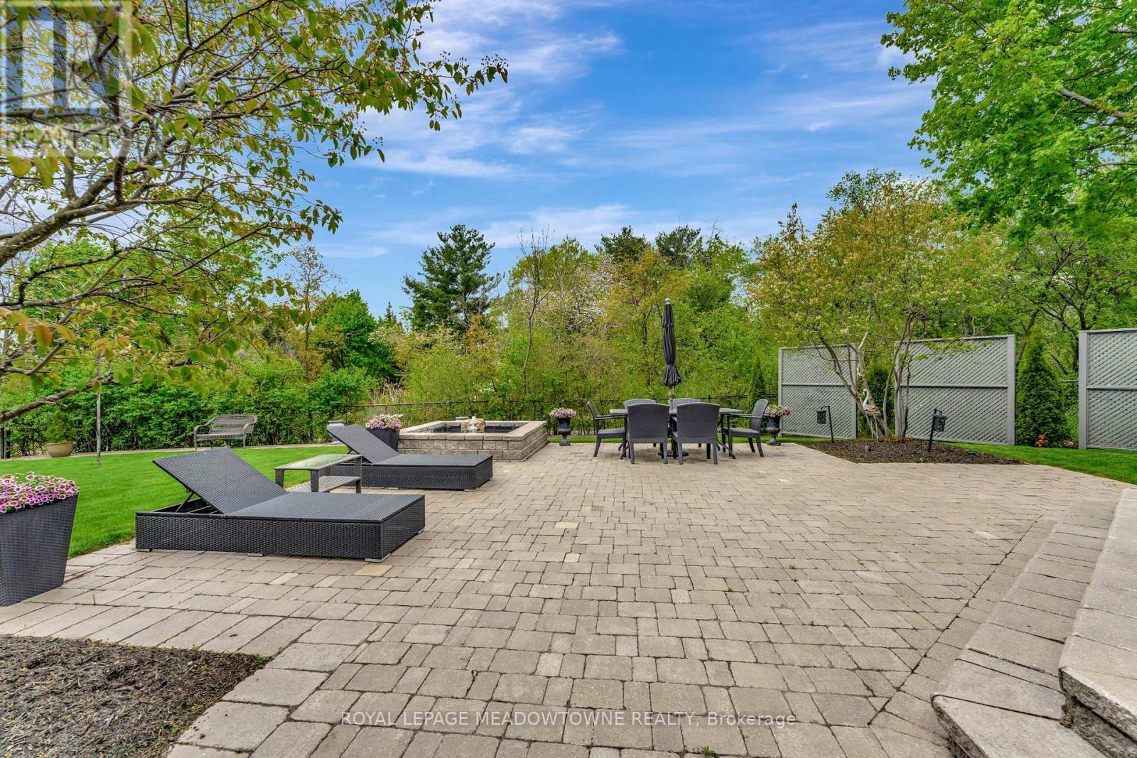 












2008 PEAK PLACE

,
Oakville,




Ontario
L6H5T2

