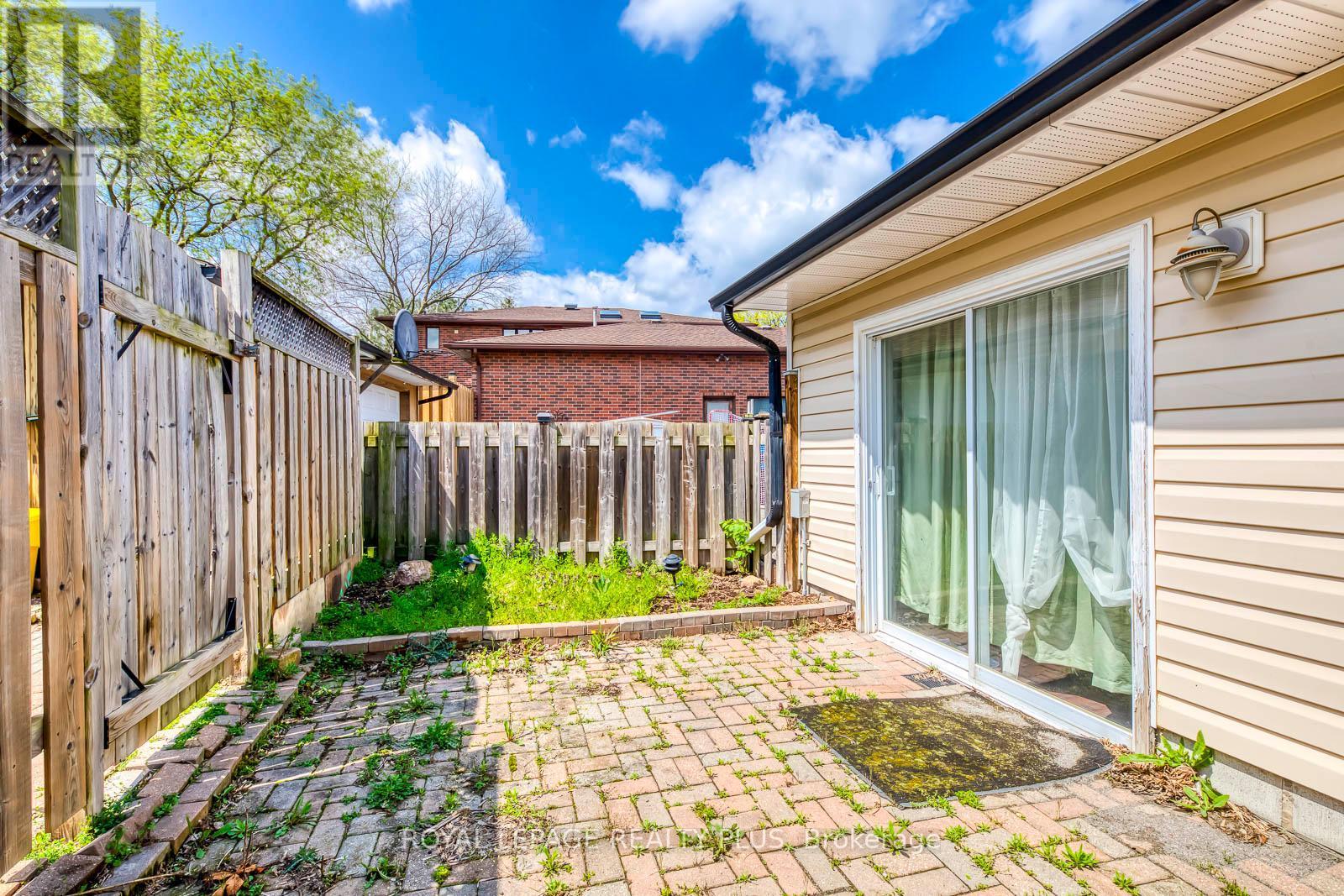 












128 PARNELL ROAD

,
St. Catharines,




Ontario
L2M1V4

