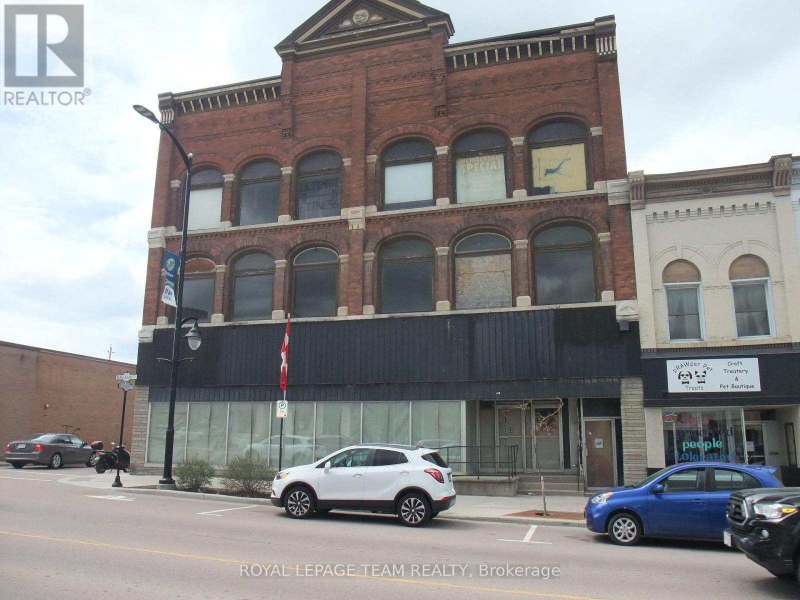 












278 RAGLAN STREET S

,
Renfrew,




Ontario
K7V1R4

