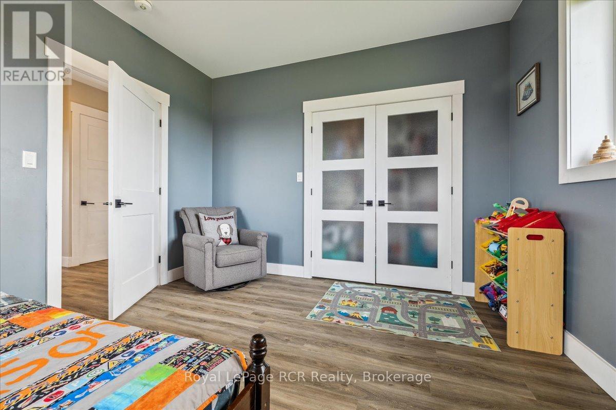 












438811 GREY 15 ROAD

,
Meaford,




Ontario
N4K5N3

