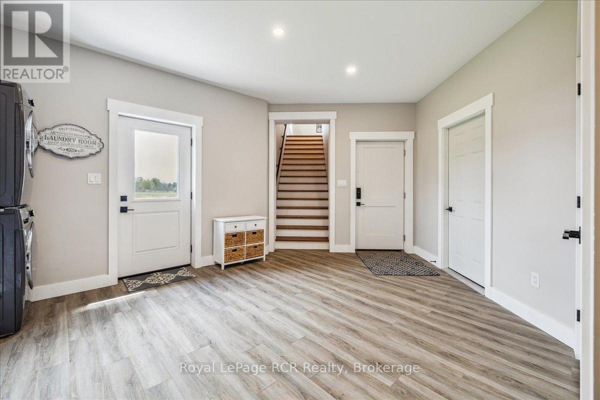 












438811 GREY 15 ROAD

,
Meaford,




Ontario
N4K5N3

