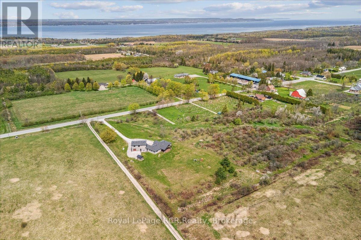 












438811 GREY 15 ROAD

,
Meaford,




Ontario
N4K5N3

