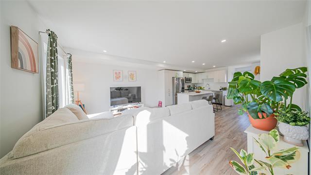 









1600


Ravelston

AVE,
Winnipeg,




MB
R3W 1R3

