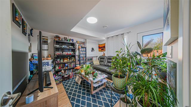 









1600


Ravelston

AVE,
Winnipeg,




MB
R3W 1R3


