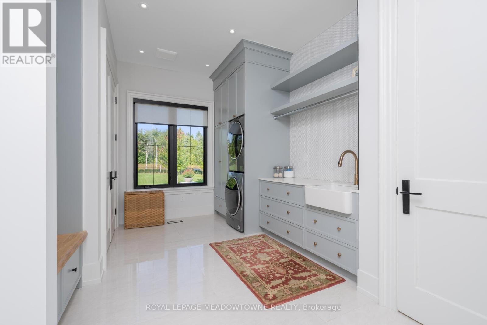 












9275 WELLINGTON RD 50

,
Erin,




Ontario
L7J2L8

