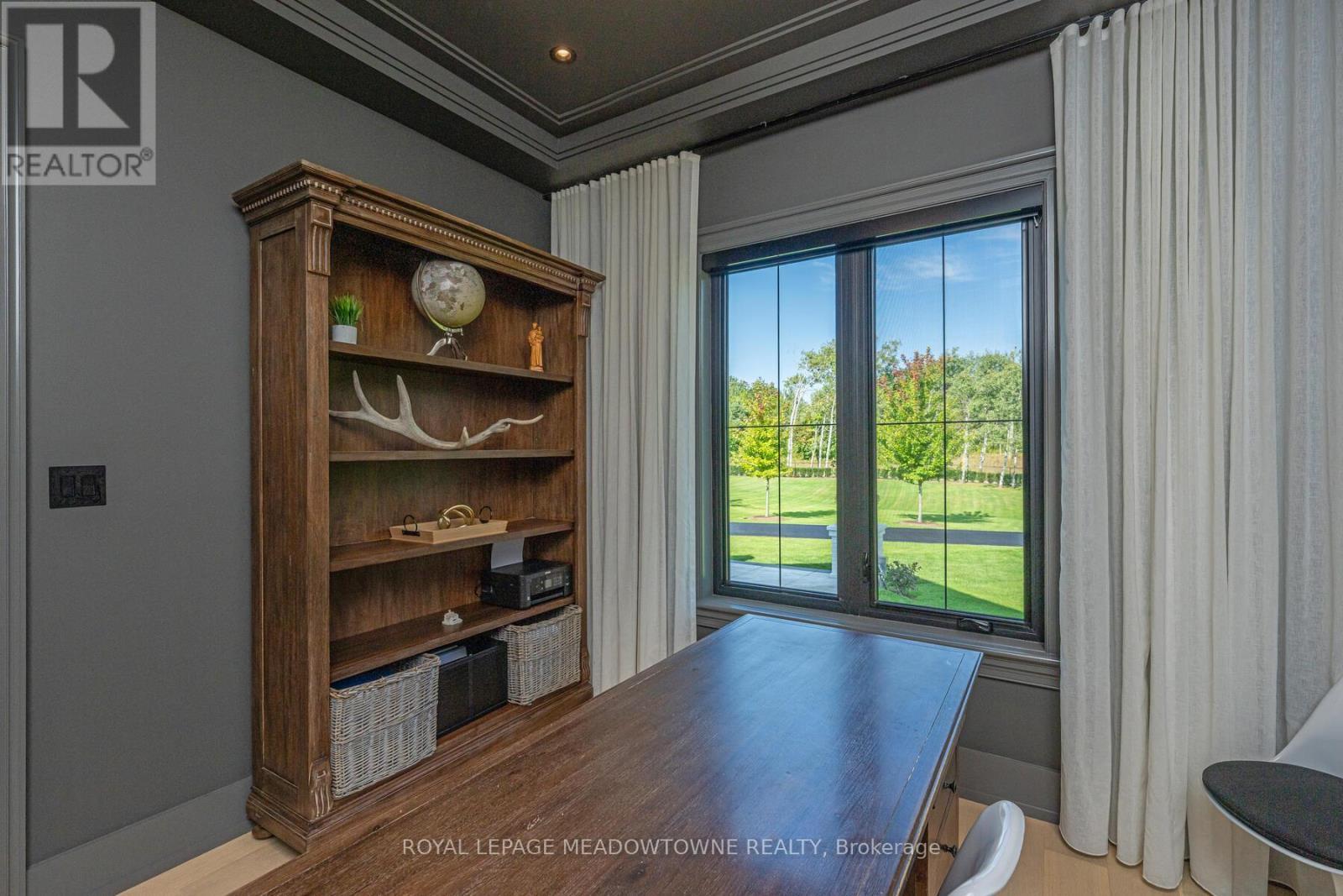 












9275 WELLINGTON RD 50

,
Erin,




Ontario
L7J2L8

