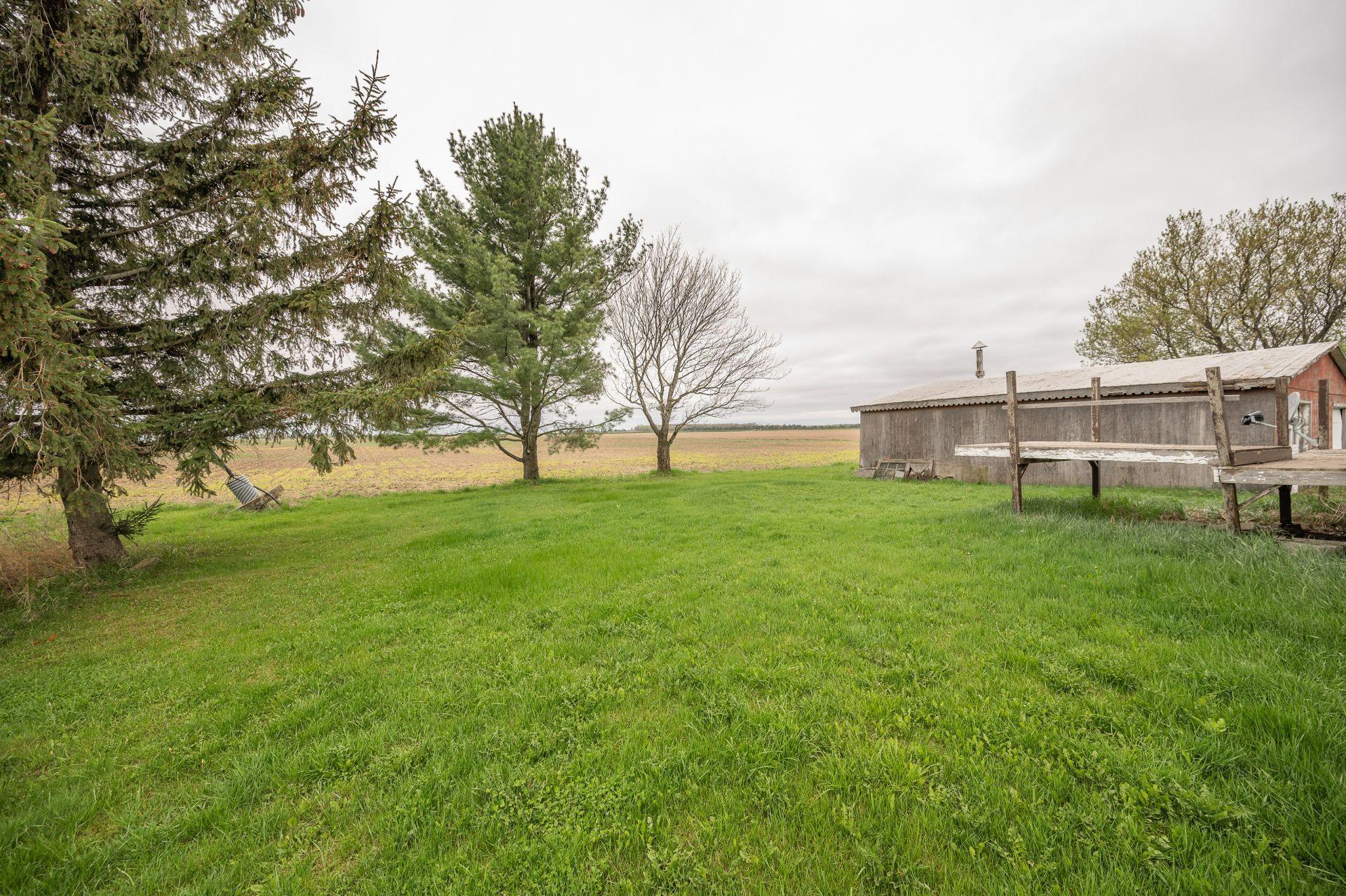 









273Z


94e Avenue

,
Saint-Blaise-sur-Richelieu,







QC
J0J1W0

