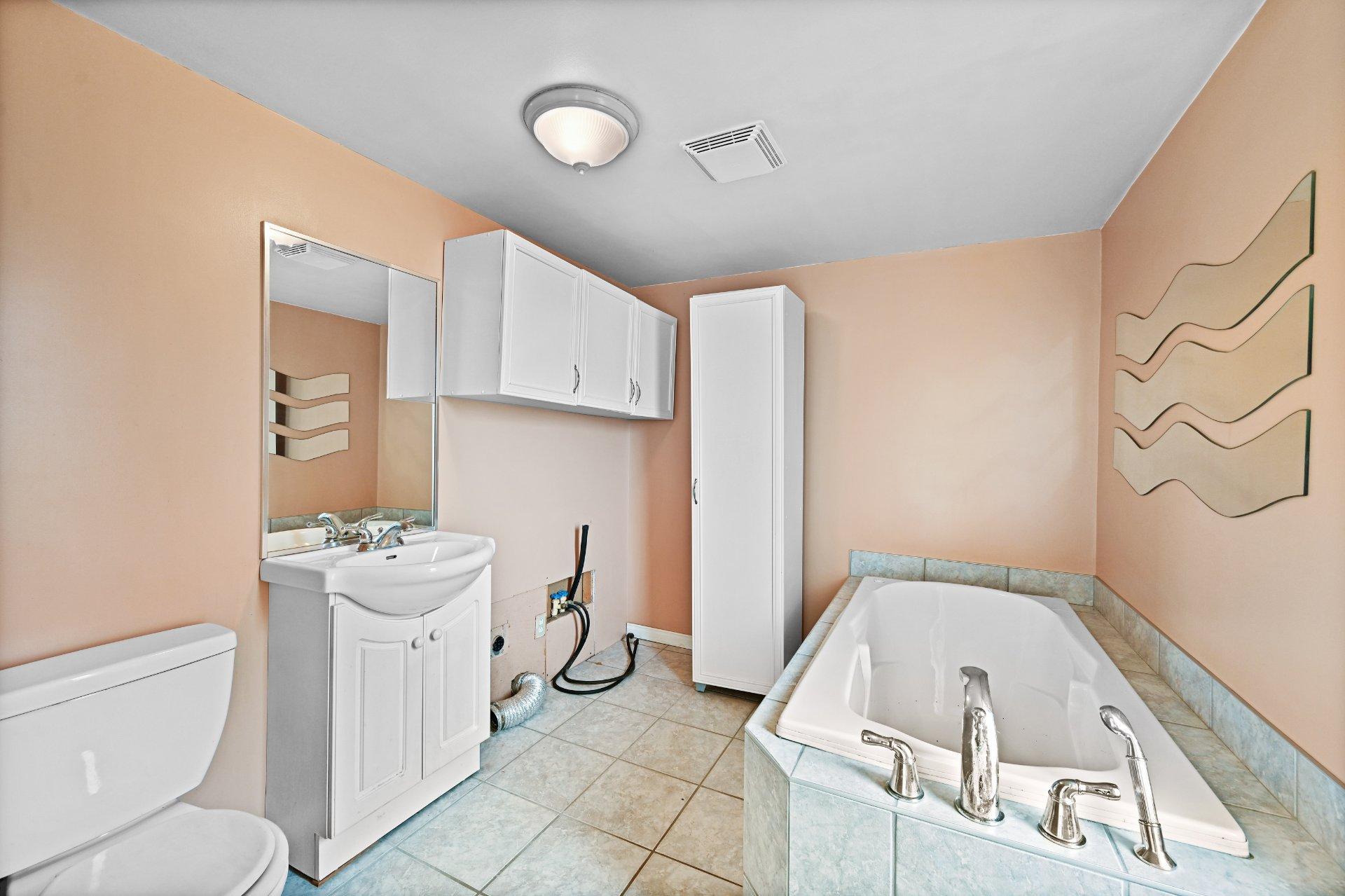 









273Z


94e Avenue

,
Saint-Blaise-sur-Richelieu,







QC
J0J1W0

