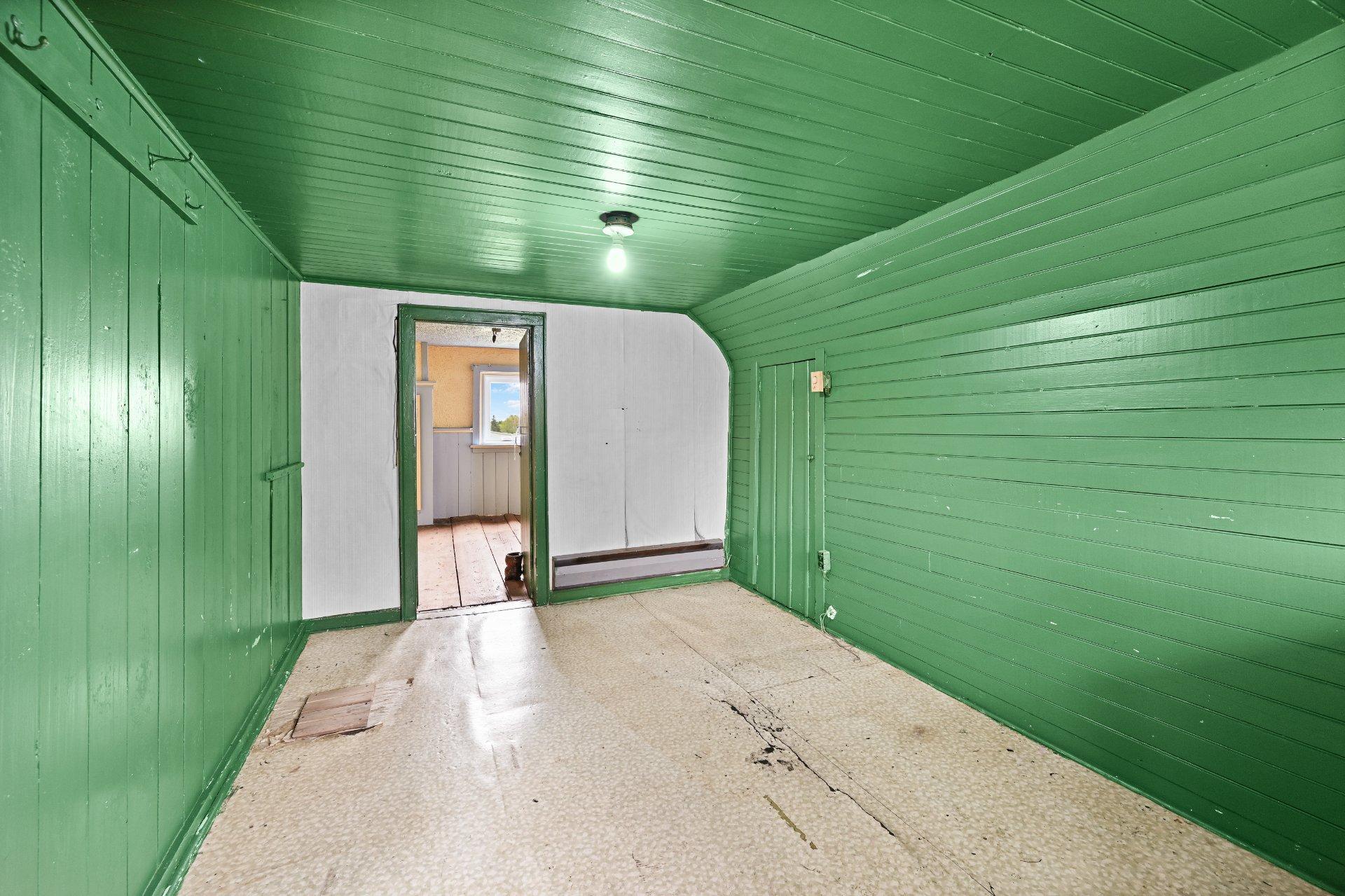 









273Z


94e Avenue

,
Saint-Blaise-sur-Richelieu,







QC
J0J1W0

