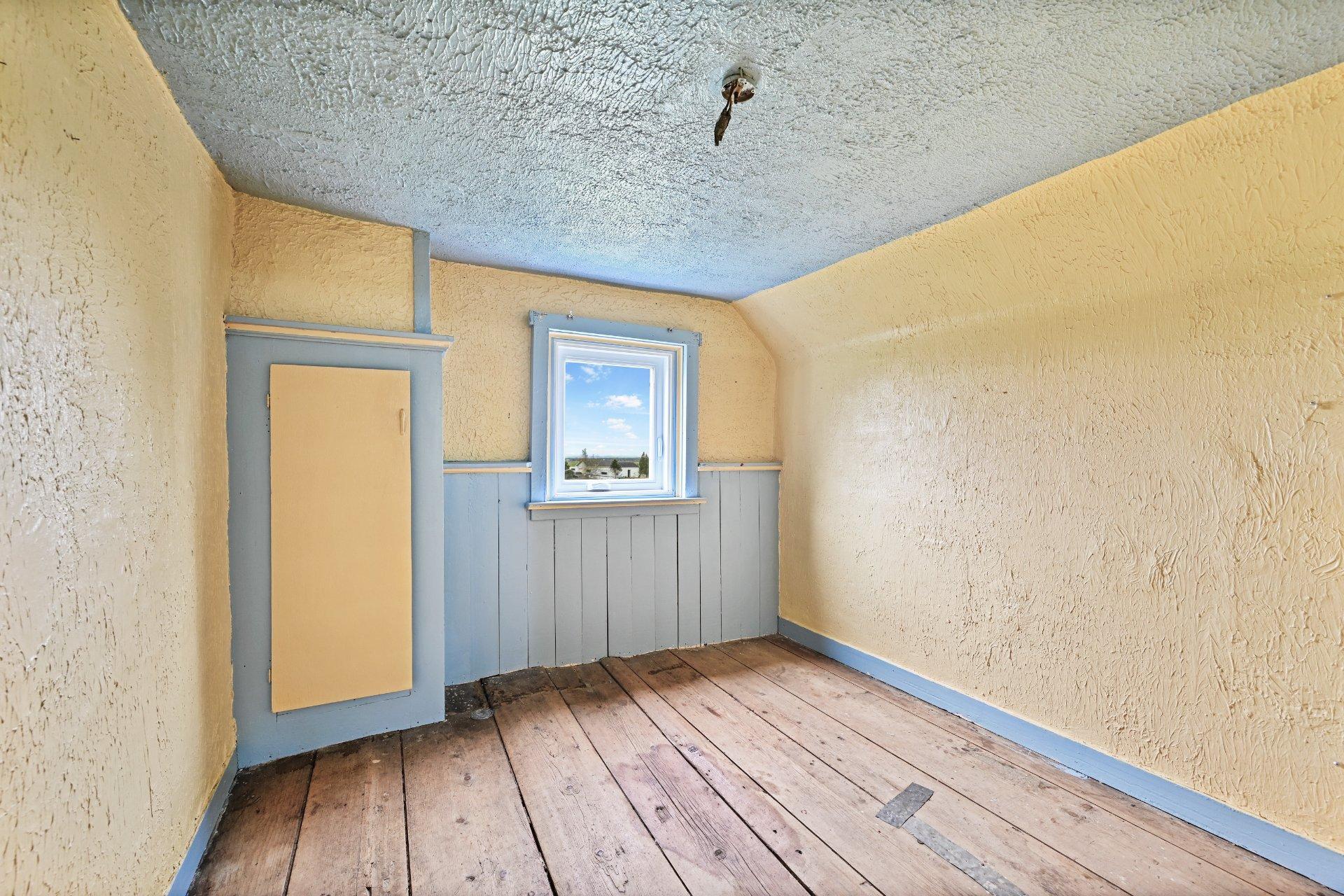 









273Z


94e Avenue

,
Saint-Blaise-sur-Richelieu,







QC
J0J1W0

