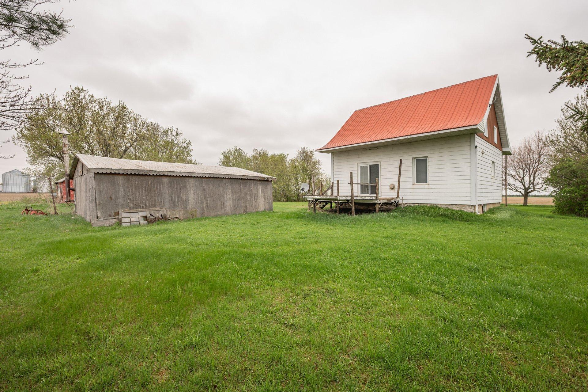 









273Z


94e Avenue

,
Saint-Blaise-sur-Richelieu,







QC
J0J1W0

