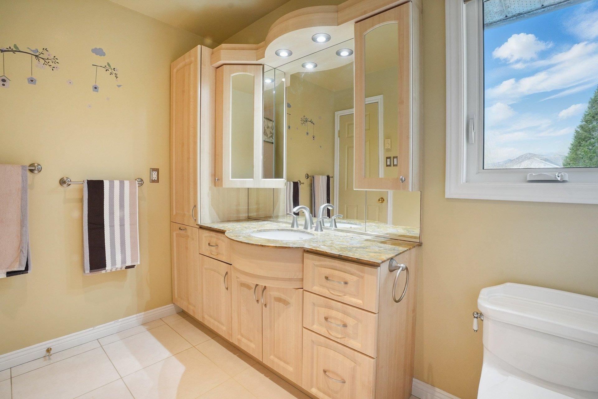 









332


Ch. Lebaudy

,
Gatineau (Gatineau),




QC
J8V2H2

