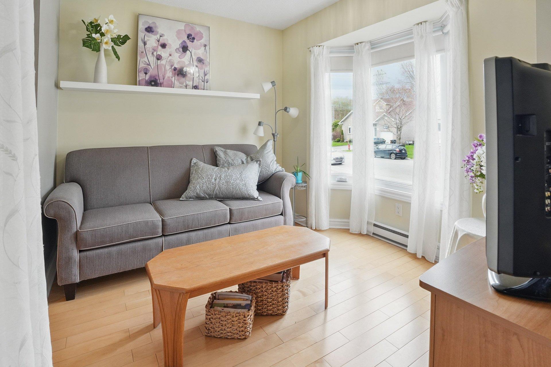 









332


Ch. Lebaudy

,
Gatineau (Gatineau),




QC
J8V2H2

