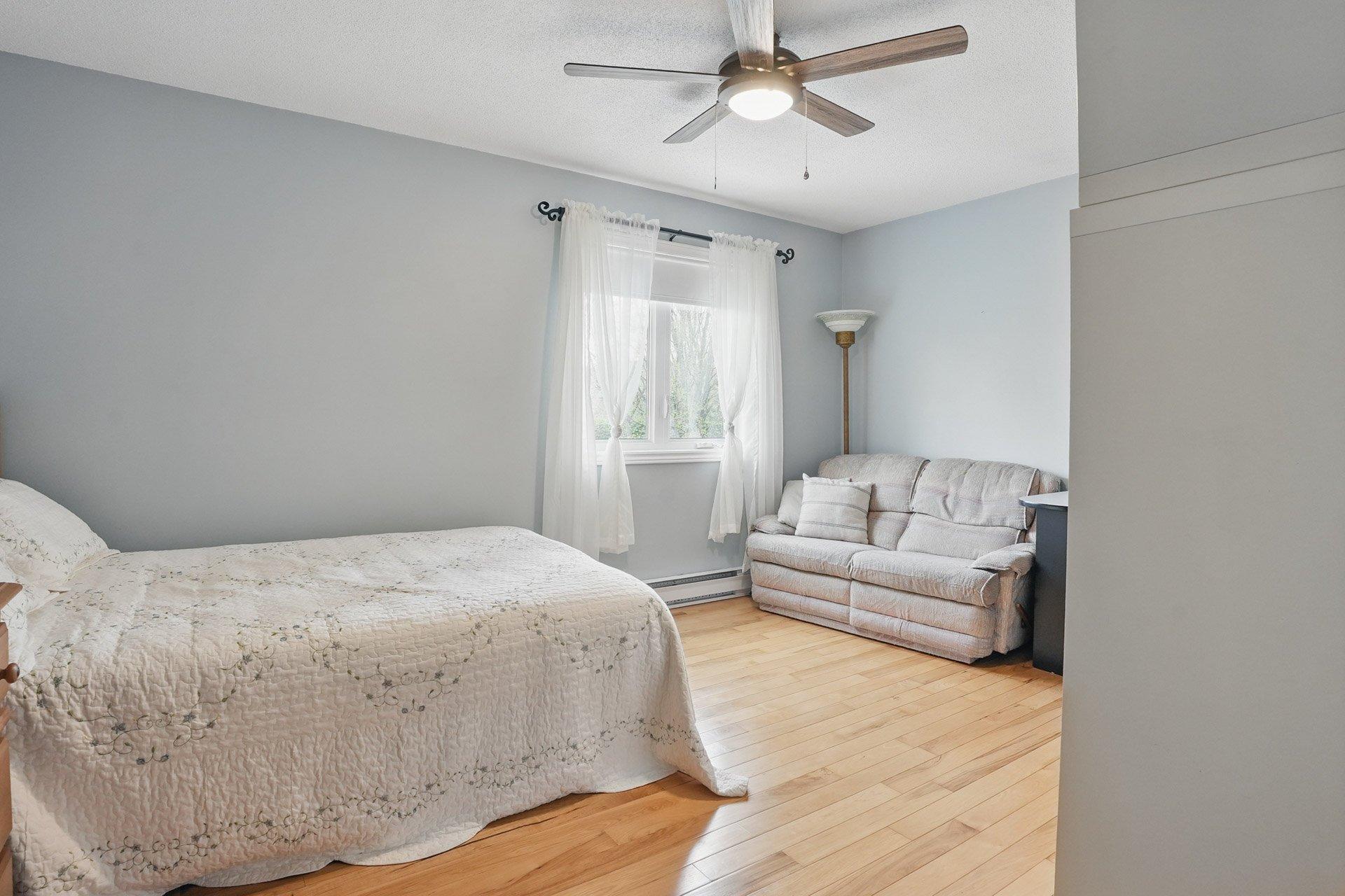 









332


Ch. Lebaudy

,
Gatineau (Gatineau),




QC
J8V2H2

