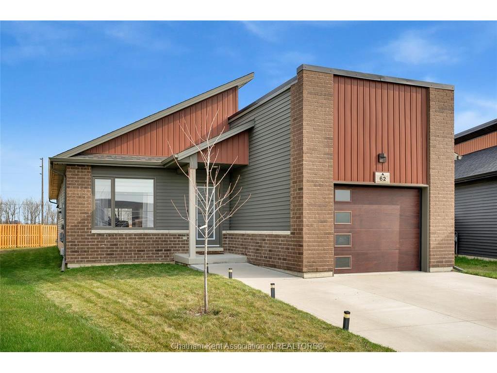 









62


MOONSTONE

Crescent,
Chatham,




ON
N7M 0S1

