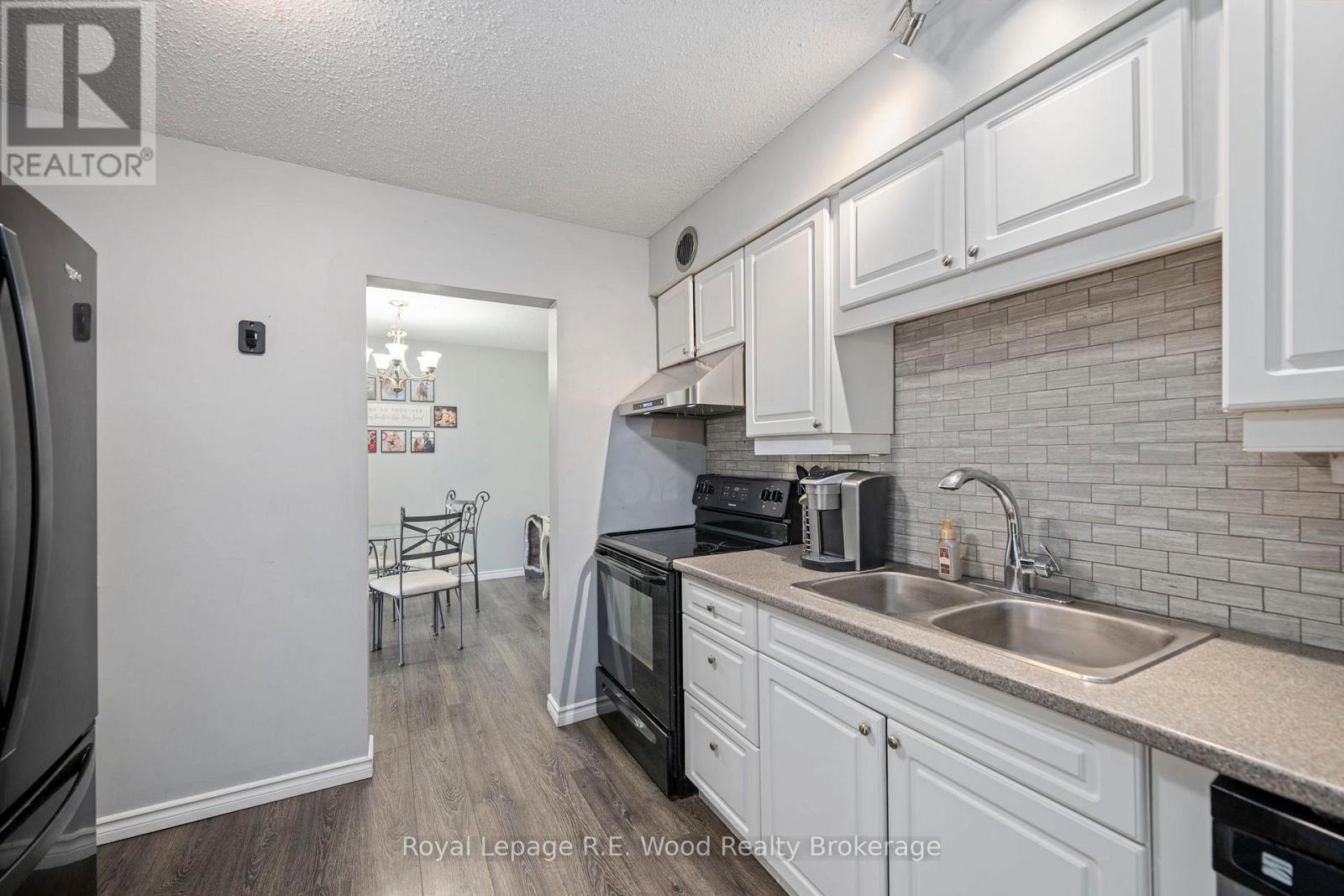 












48 - 760 BERKSHIRE DRIVE

,
London South (South N),




Ontario
N6J4A5

