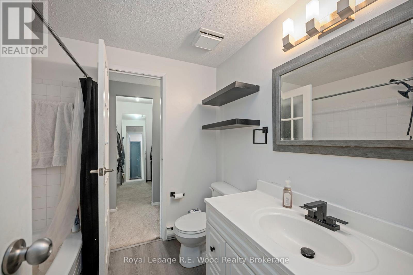 












48 - 760 BERKSHIRE DRIVE

,
London South (South N),




Ontario
N6J4A5

