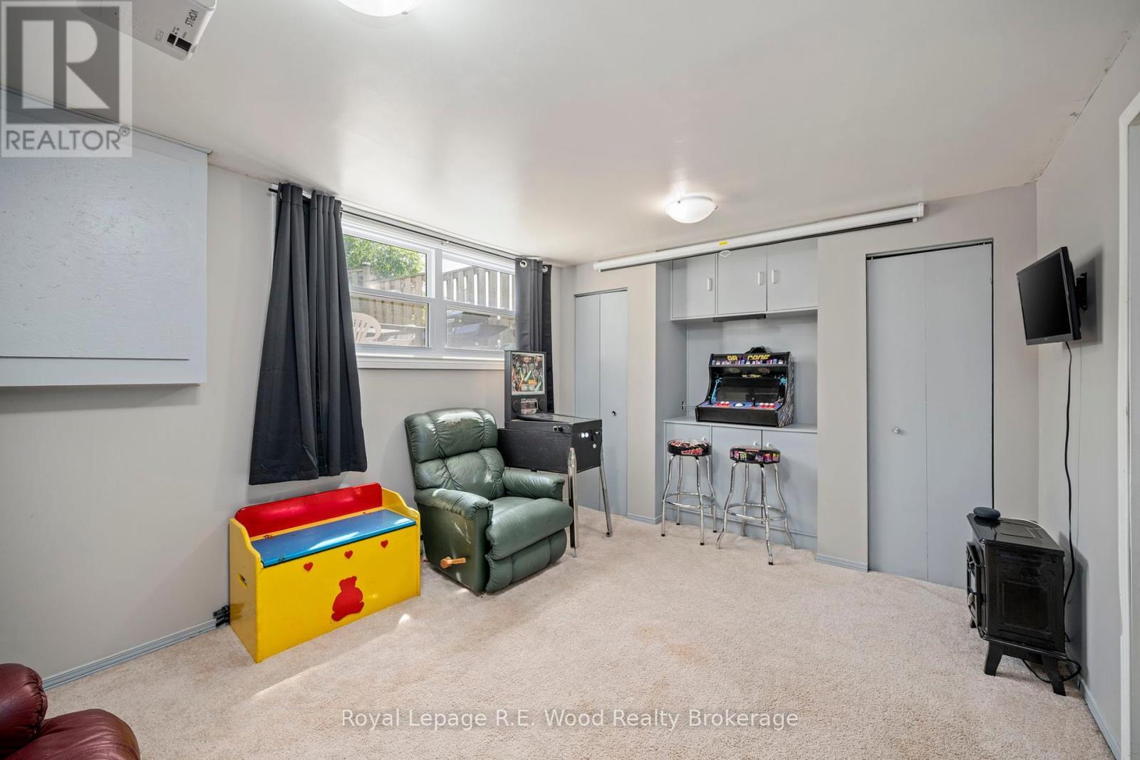 












48 - 760 BERKSHIRE DRIVE

,
London South (South N),




Ontario
N6J4A5

