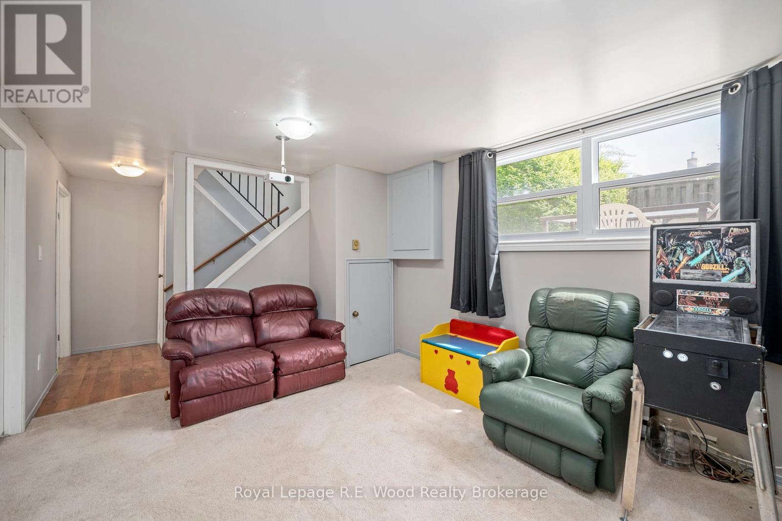 












48 - 760 BERKSHIRE DRIVE

,
London South (South N),




Ontario
N6J4A5

