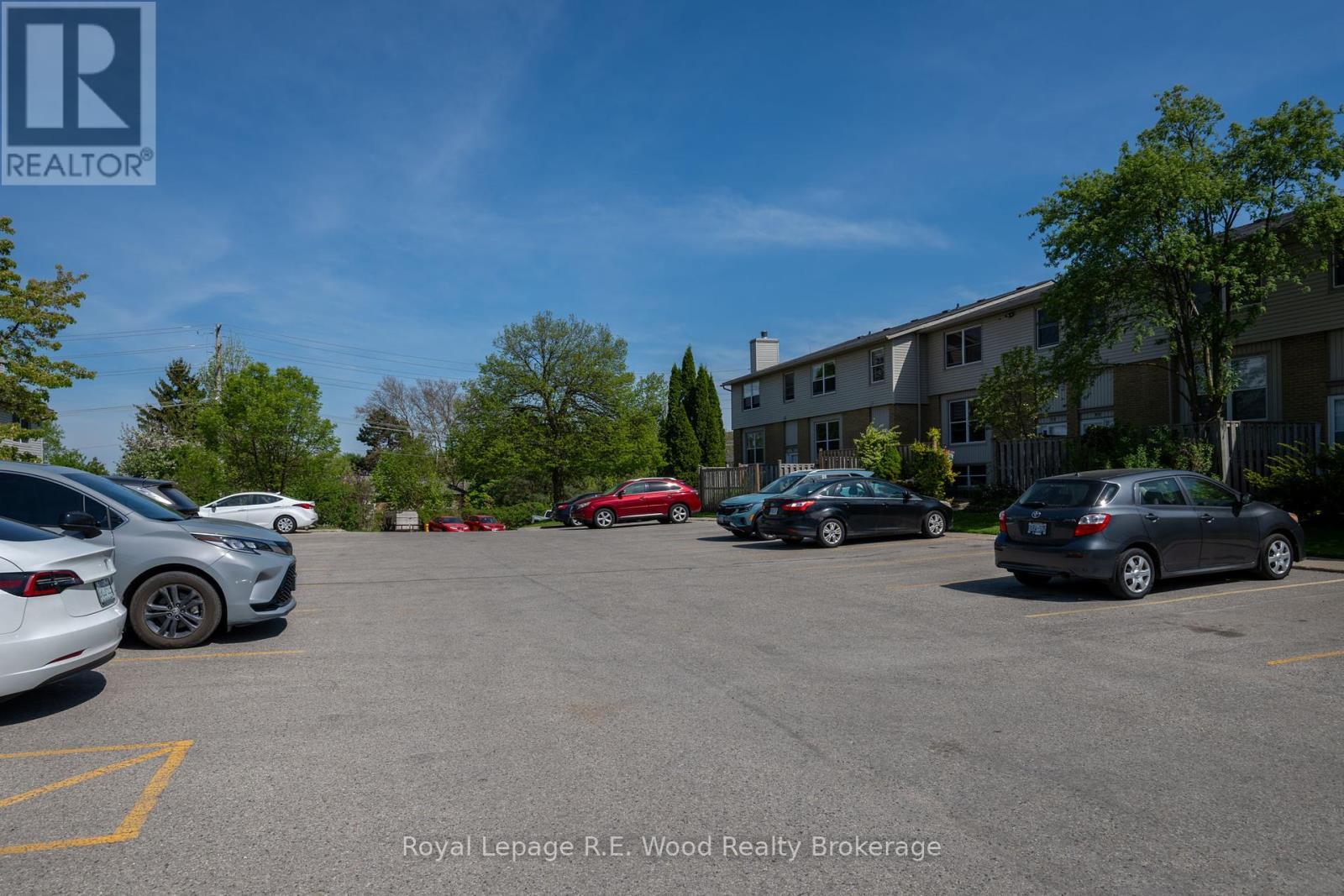 












48 - 760 BERKSHIRE DRIVE

,
London South (South N),




Ontario
N6J4A5

