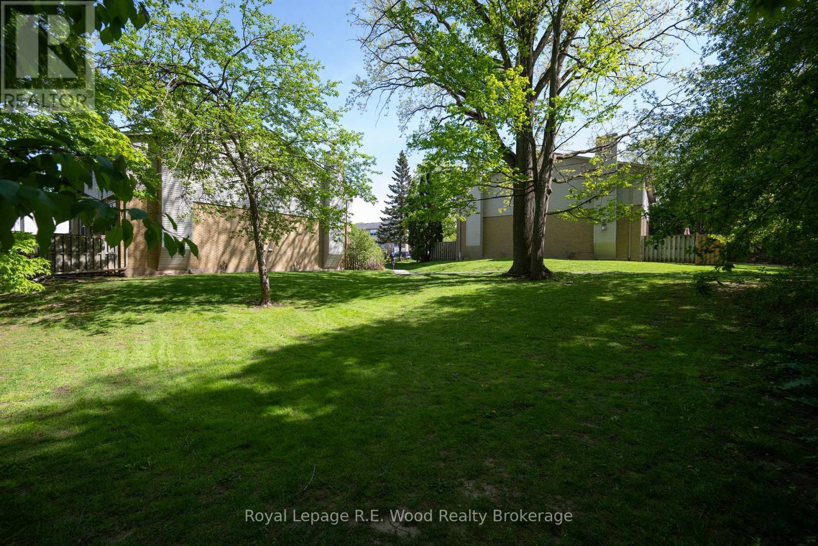 












48 - 760 BERKSHIRE DRIVE

,
London South (South N),




Ontario
N6J4A5

