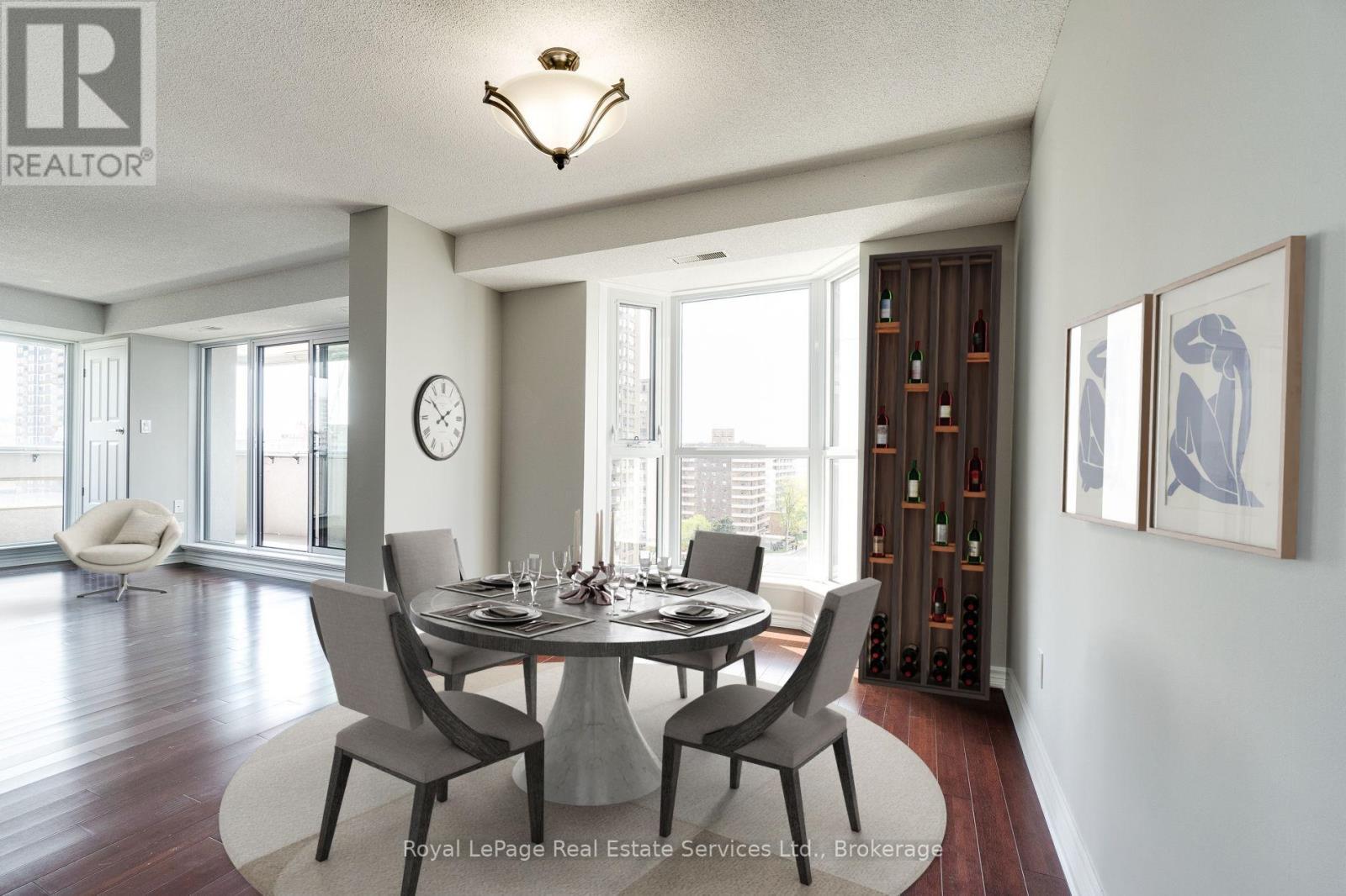 












1103 - 67 CAROLINE STREET S

,
Hamilton (Durand),




Ontario
L8P3K6

