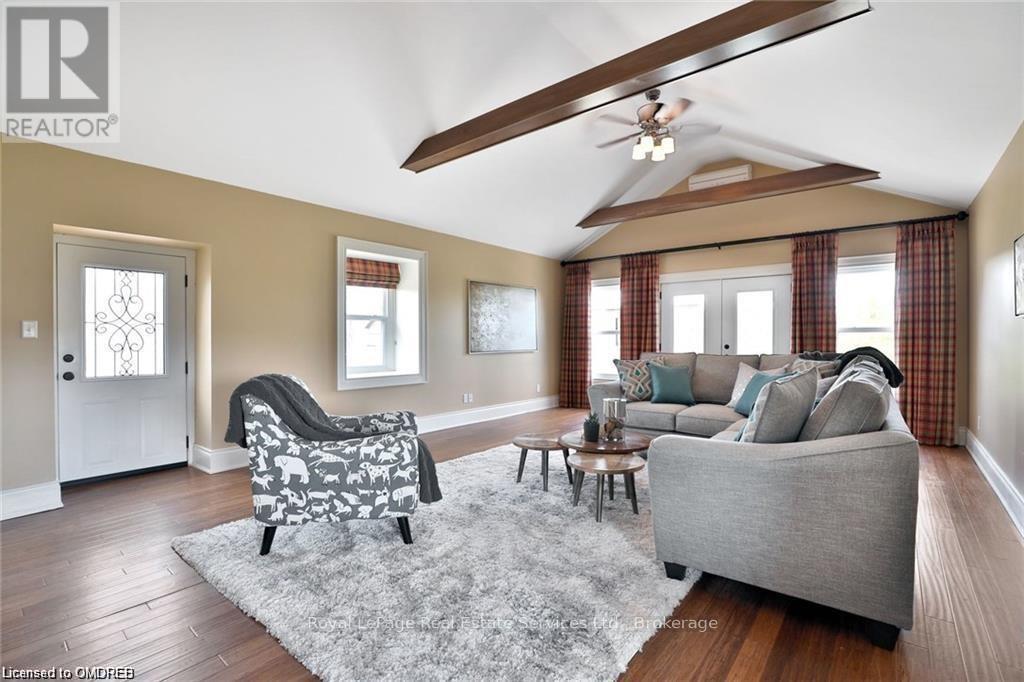 












4197 WALKERS LINE

,
Burlington,







Ontario
L7M0Y7


