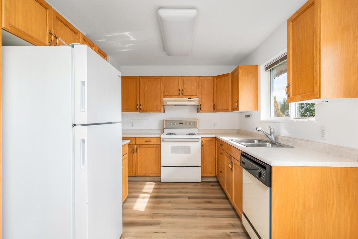 









5205


21

Street,
Vernon,




BC
V1T 9N2

